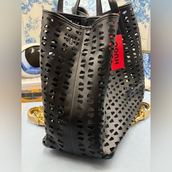 🆕 HUGO 🧿 NWT CHRIS Laser Cut Shoulder Bag Set - Tote Bag & Pouch - Black - Picture 6 of 16